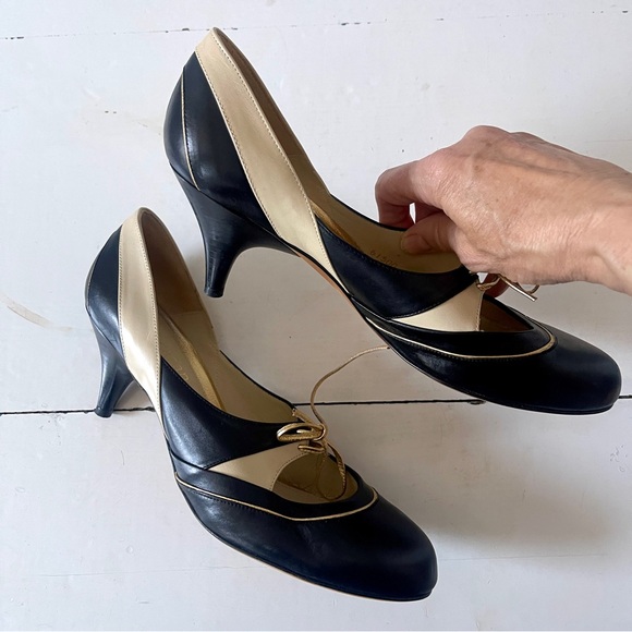 Té Casan Faye B Limited Edition Black Cream Gold Court Heel Pump EU 38 - Picture 6 of 9